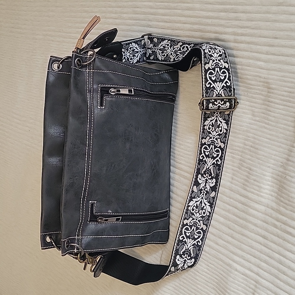 Canceled Crossbody